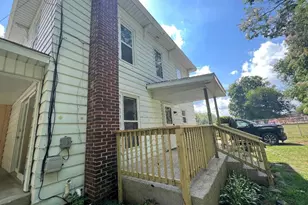 89 E Post St, Newaygo, MI 49337 - Photo 5