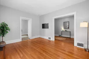 631 Paris Ave SE, Grand Rapids, MI 49503 - Photo 11