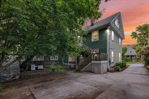 631 Paris Ave SE, Grand Rapids, MI 49503 - Photo 7