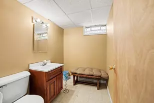 2955 Welland Dr, Saginaw, MI 48601 - Photo 15