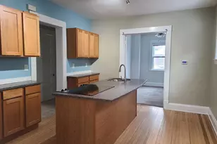 622 Stanley Terrace NE, Grand Rapids, MI 49503 - Photo 9