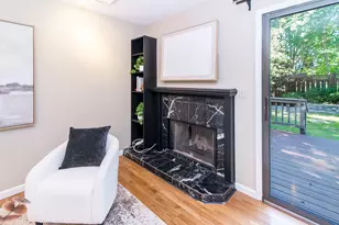 452 Village Oaks Ct, Ann Arbor, MI 48103 - Photo 15