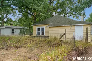 23032 Almy Rd, Howard City, MI 49329 - Photo 25