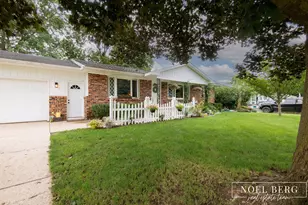1216 Sycamore Dr, Jenison, MI 49428 - Photo 3