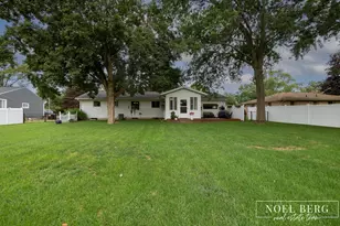 1216 Sycamore Dr, Jenison, MI 49428 - Photo 41