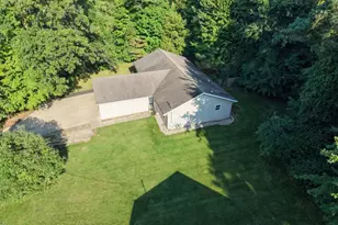 8161 Stadium Dr, Kalamazoo, MI 49009 - Photo 7