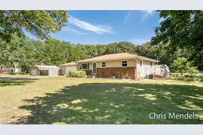 180 S Wolf Lake Road, Muskegon, MI 49442 - Photo 3