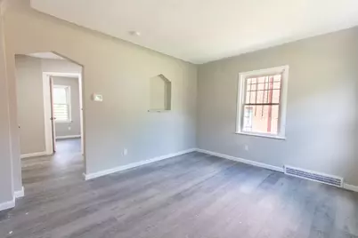 18691 Shaftsbury Avenue, Detroit, MI 48219 - Photo 7