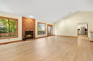 7782 W St Andrews Cir, Portage, MI 49024 - Photo 5