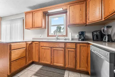140 Beaumont Drive, Battle Creek, MI 49014 - Photo 11