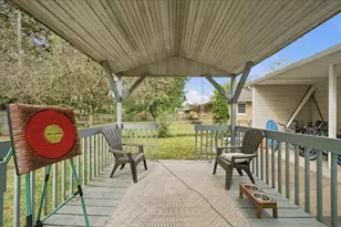 408 Waverly Dr, Benton Harbor, MI 49022 - Photo 11