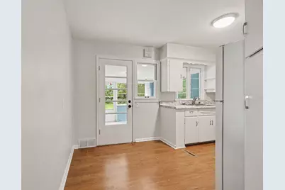 521 Hutchinson Street, Kalamazoo, MI 49008 - Photo 9