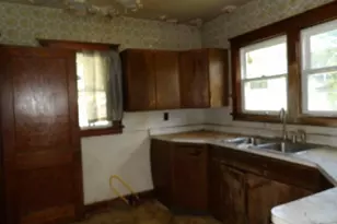 709 S Main St, Three Rivers, MI 49093 - Photo 11