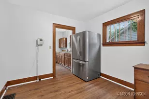 307 Ridgewood St SE, Kentwood, MI 49548 - Photo 9