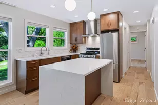 3439 Kalamazoo Ave SE, Grand Rapids, MI 49508 - Photo 9