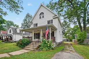 113 Hamilton St, Dowagiac, MI 49047 - Photo 3