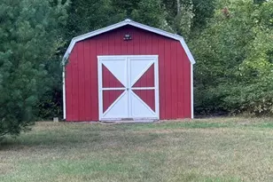1505 E Van Buren St, White Cloud, MI 49349 - Photo 5