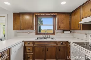 4298 40th St, Holland, MI 49423 - Photo 11