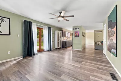 24368 Sylvan Avenue, Brownstown, MI 48134 - Photo 21