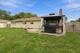 24368 Sylvan Ave, Brownstown, MI 48134 - Photo 31