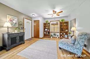 1515 Lancashire Dr SE, Grand Rapids, MI 49508 - Photo 9