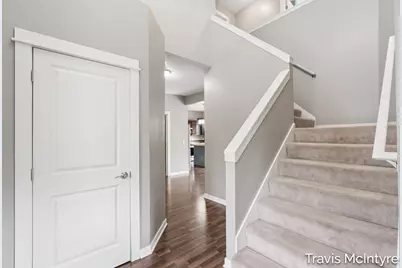 6838 Fox Meadow Drive NE, Rockford, MI 49341 - Photo 5