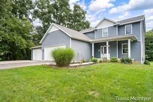 6838 Fox Meadow Dr NE, Rockford, MI 49341 - Photo 3