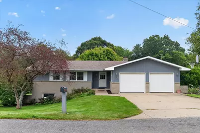 1755 Horizon Drive, Ionia, MI 48846 - Photo 5
