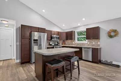 13437 Young Forest Court, West Olive, MI 49460 - Photo 5
