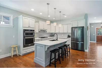 4081 E Gables Court NE, Grand Rapids, MI 49525 - Photo 13