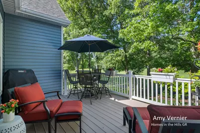 4081 E Gables Court NE, Grand Rapids, MI 49525 - Photo 23
