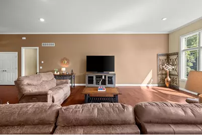 10582 Dana Drive, Berrien Springs, MI 49103 - Photo 11