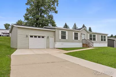 218 Whispering Creek Drive, Ionia, MI 48846 - Photo 27