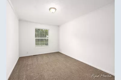 218 Whispering Creek Drive, Ionia, MI 48846 - Photo 19