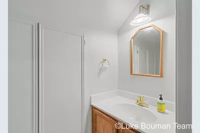 945 Bay Ridge Drive, Holland, MI 49424 - Photo 19