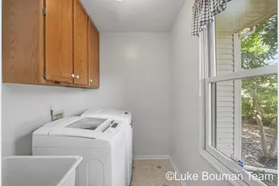 945 Bay Ridge Drive, Holland, MI 49424 - Photo 9