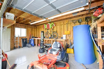 25548 Winding Creek Drive, New Boston, MI 48164 - Photo 37