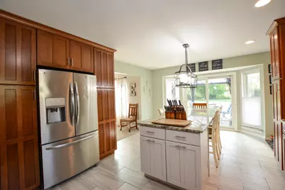25548 Winding Creek Drive, New Boston, MI 48164 - Photo 11