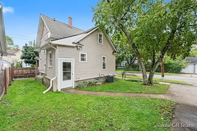 539 Garfield Avenue NW, Grand Rapids, MI 49504 - Photo 25