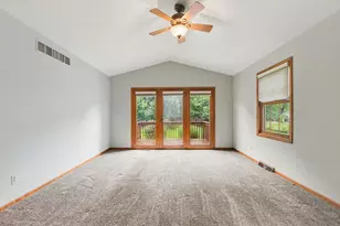 406 Falcon Dr, Wayland, MI 49348 - Photo 5