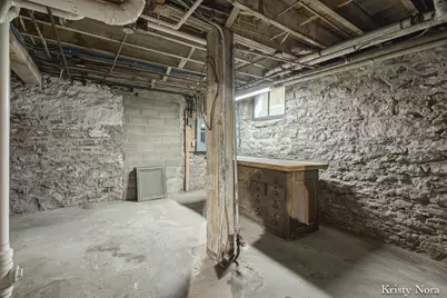 252 Madison Avenue SE, Grand Rapids, MI 49503 - Photo 45