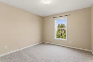 2128 Sherwood Ave, Holland, MI 49423 - Photo 25