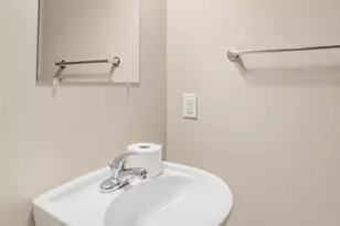 2128 Sherwood Ave, Holland, MI 49423 - Photo 17