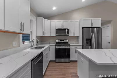 1541 W 32nd Street, Holland, MI 49423 - Photo 9