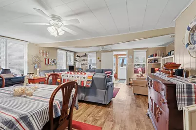 11110 E Shore Drive, Delton, MI 49046 - Photo 9