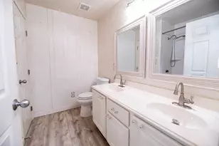 2255 Radcliffe Dr, Troy, MI 48085 - Photo 31