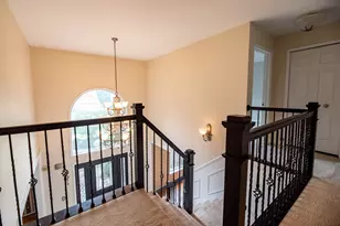 2255 Radcliffe Dr, Troy, MI 48085 - Photo 37
