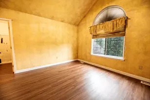 2255 Radcliffe Dr, Troy, MI 48085 - Photo 29