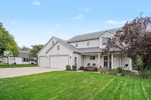 3916 Kentridge Dr SE, Grand Rapids, MI 49508 - Photo 3