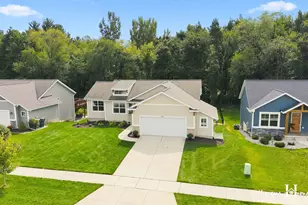 6274 Parker St, Allendale, MI 49401 - Photo 45